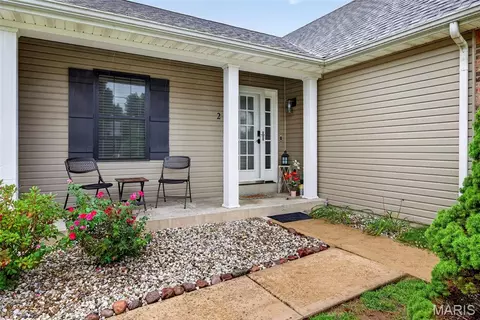 Exterior - 2 Moonstone Ct, O'fallon, MO 63366 photo 6 of 16