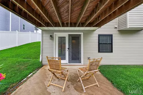 Exterior - 2 Moonstone Ct, O'fallon, MO 63366 photo 10 of 16