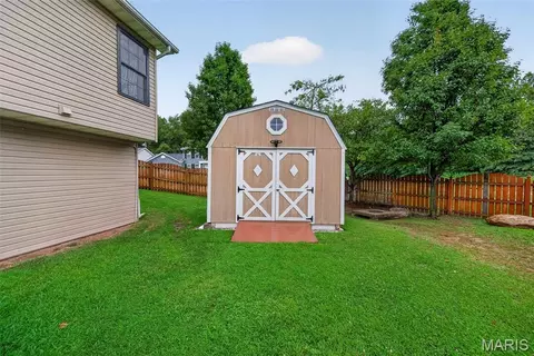 Exterior - 2 Moonstone Ct, O'fallon, MO 63366 photo 11 of 16
