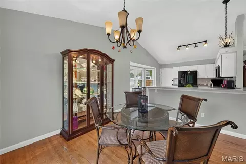 Dining - 2 Moonstone Ct, O'fallon, MO 63366 photo 1 of 4
