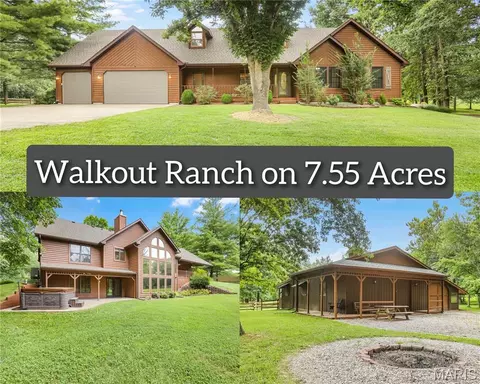 8825 Rosewood Hills Dr, Edwardsville, IL 62025