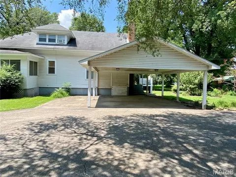 Exterior - 304 Hunter St, Charleston, MO 63834 photo 3 of 5