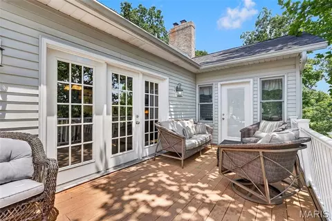 Exterior - 156 Forest Dr, Eureka, MO 63025 photo 8 of 12