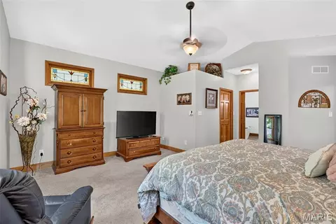 Bedroom - 156 Forest Dr, Eureka, MO 63025 photo 3 of 7
