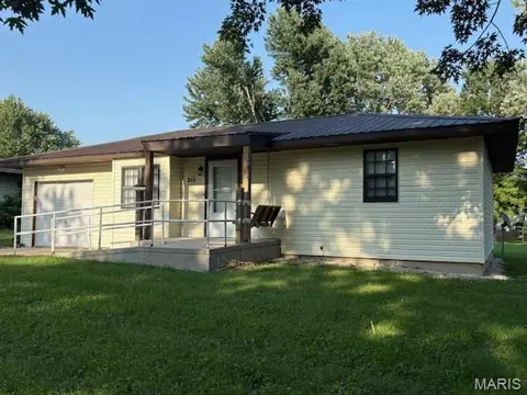 211 Belmont Dr, Rolla, MO 65401 photo 2