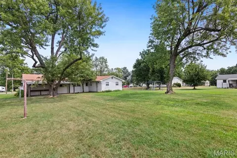 Exterior - 383 Vernon St, Sullivan, MO 63080 photo 6 of 7