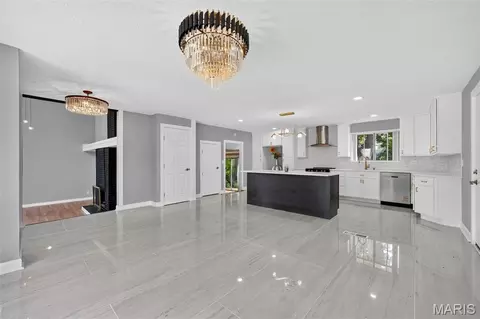 Other - 500 Kingridge Dr, Ballwin, MO 63011 photo 2 of 10