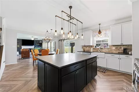 Kitchen - 1322 Bloomfield Dr, Eureka, MO 63025 photo 2 of 2