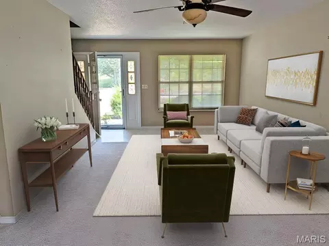 Living - 4043 Sun Tide Ct, Arnold, MO 63010 photo 2 of 2