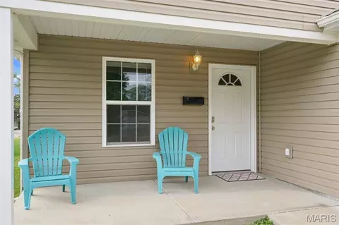 Exterior - 104 Oak St, Sullivan, MO 63080 photo 4 of 8