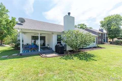 Exterior - 765 Spring Hill Farm Dr, Ballwin, MO 63021 photo 8 of 9