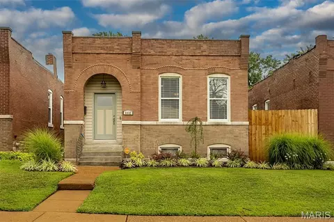 4432 Tennessee Ave, Saint Louis, MO 63111