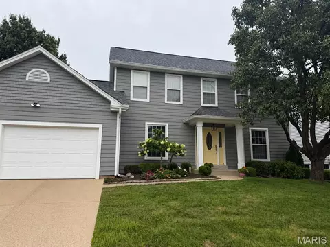 12137 Fahrpark Ln, Saint Louis, MO 63146