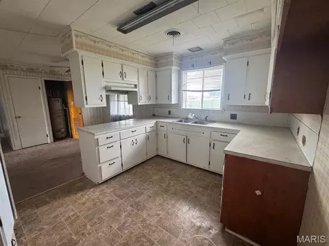 Kitchen - 25210 State Highway 25, Holcomb, MO 63852 photo 1 of 1