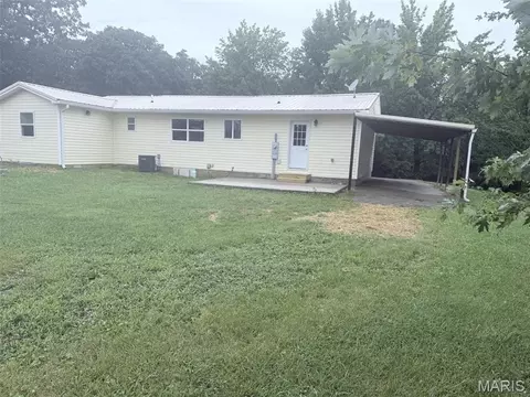 Exterior - 2181 Spring Bluff Rd, Sullivan, MO 63080 photo 3 of 4