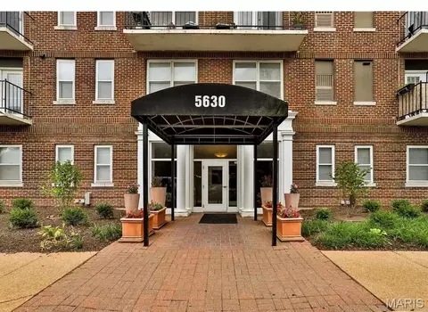 5630 Pershing Ave #10, Saint Louis, MO 63112