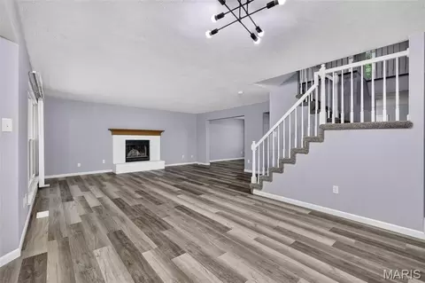 Living - 2947 Bromley Dr, O'fallon, MO 63368 photo 9 of 13