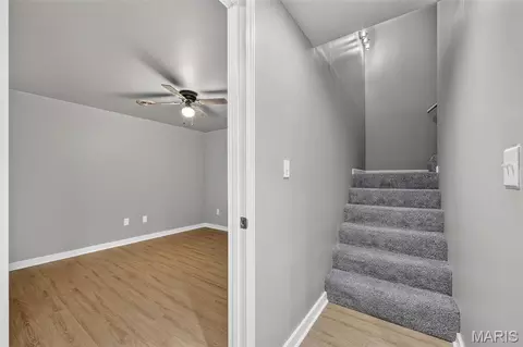 Entry Way - 2947 Bromley Dr, O'fallon, MO 63368 photo 6 of 7