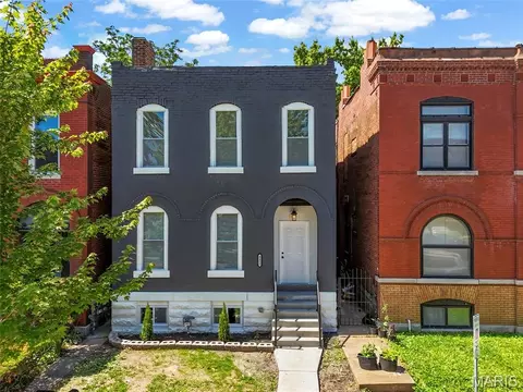 4452 Gibson Ave, Saint Louis, MO 63110