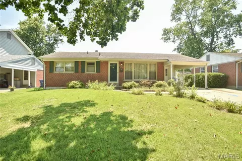 280 W Saint Anthony Ln, Florissant, MO 63031