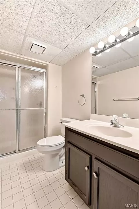 Bath - 16806 Clayton Rd, Wildwood, MO 63011 photo 6 of 6