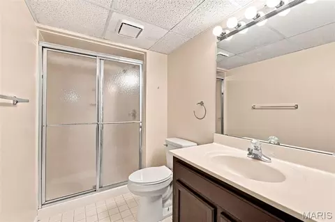 Bath - 16806 Clayton Rd, Wildwood, MO 63011 photo 5 of 6