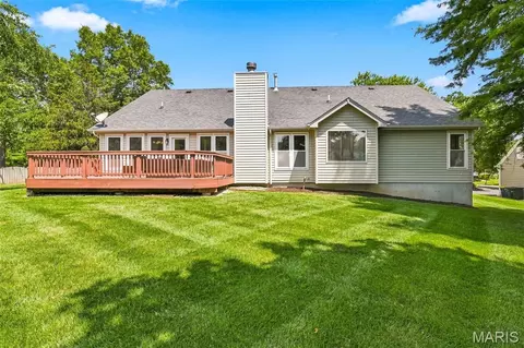 Exterior - 16806 Clayton Rd, Wildwood, MO 63011 photo 3 of 9