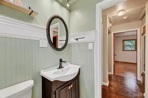Bath - 803 Fairgrounds Rd, Rolla, MO 65401 photo 2 of 3