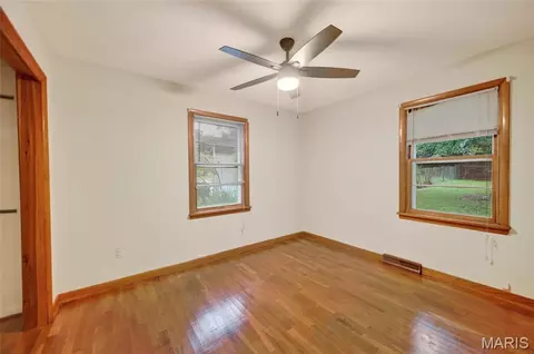 Bedroom - 803 Fairgrounds Rd, Rolla, MO 65401 photo 2 of 3
