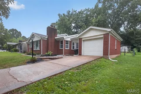 Exterior - 803 Fairgrounds Rd, Rolla, MO 65401 photo 3 of 7