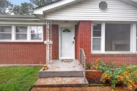 Exterior - 803 Fairgrounds Rd, Rolla, MO 65401 photo 4 of 7