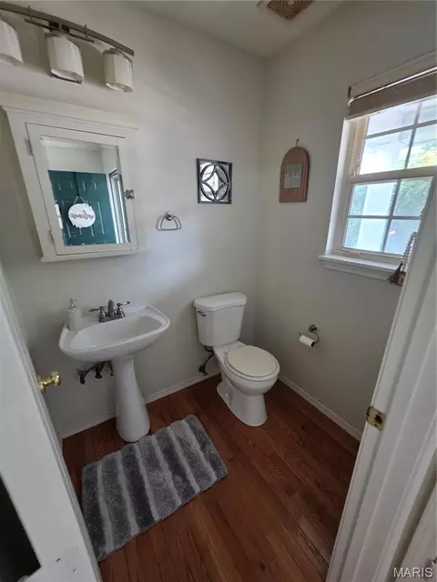 Bath - 247 Centerfield Dr, O'fallon, MO 63366 photo 1 of 5