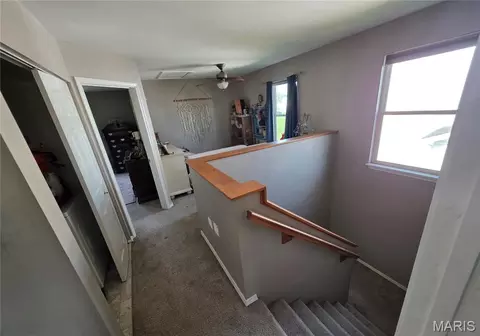Entry Way - 247 Centerfield Dr, O'fallon, MO 63366 photo 2 of 4