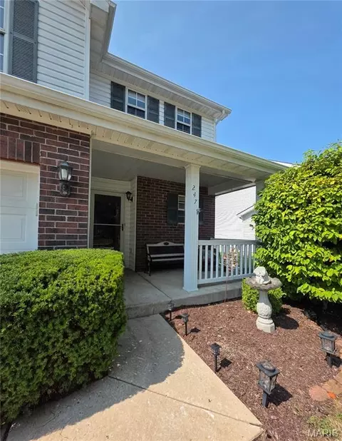 Exterior - 247 Centerfield Dr, O'fallon, MO 63366 photo 2 of 4