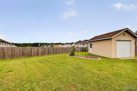 Exterior - 54 Spring Hill Cir, Wright City, MO 63390 photo 5 of 15