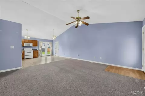 Living - 54 Spring Hill Cir, Wright City, MO 63390 photo 5 of 6