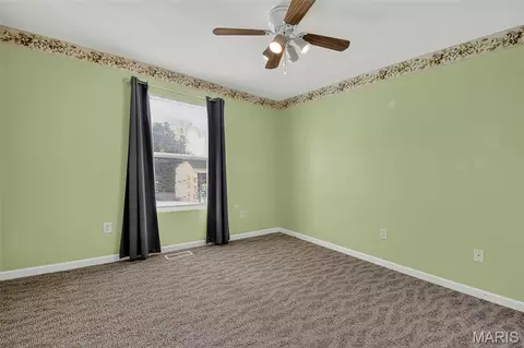 Bedroom - 54 Spring Hill Cir, Wright City, MO 63390 photo 7 of 8
