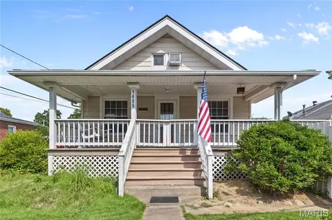 1405 S Rodgers Ave, Alton, IL 62002