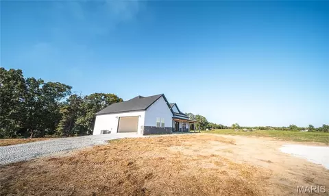 Exterior - 21875 Vineyard Outer Rd, Saint James, MO 65559 photo 3 of 12