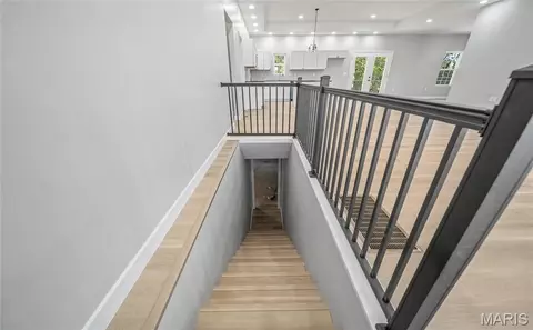 Entry Way - 21875 Vineyard Outer Rd, Saint James, MO 65559 photo 3 of 3