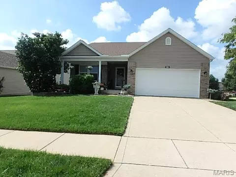 512 Rifle Ridge Dr, Wentzville, MO 63385