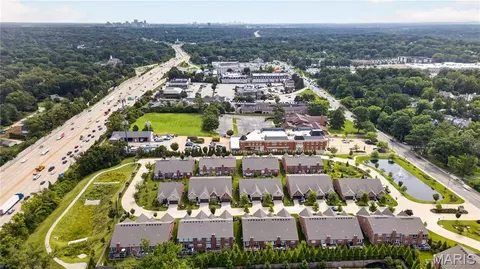 View/Area - 1329 Cordata Dr, Frontenac, MO 63131 photo 1 of 1