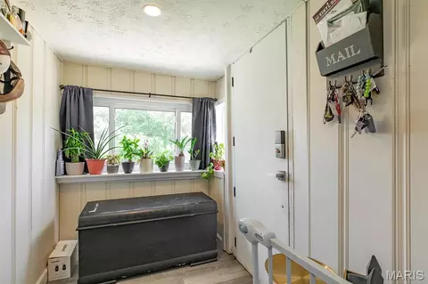 Entry Way - 324 Rohm Pl, Roxana, IL 62084 photo 1 of 4