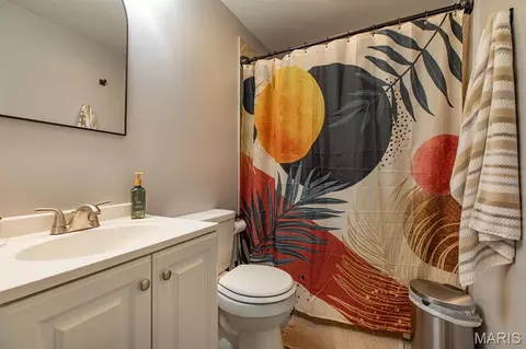 Bath - 324 Rohm Pl, Roxana, IL 62084 photo 1 of 2