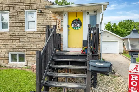 Exterior - 324 Rohm Pl, Roxana, IL 62084 photo 1 of 10