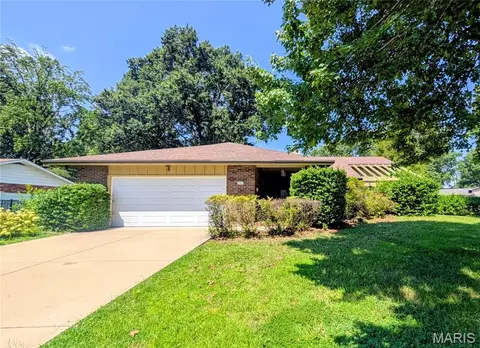 3317 Princeton Dr, Granite City, IL 62040