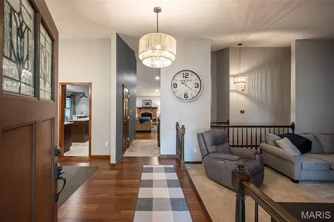 Entry Way - 828 Westbrooke Meadows Ct, Ballwin, MO 63021 photo 1 of 3