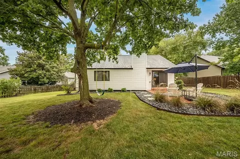 Exterior - 828 Westbrooke Meadows Ct, Ballwin, MO 63021 photo 4 of 5