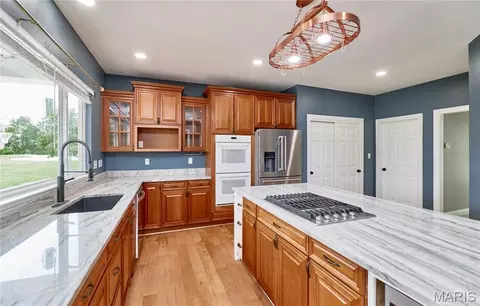 Kitchen - 409 Westridge Dr, Troy, MO 63379 photo 8 of 12