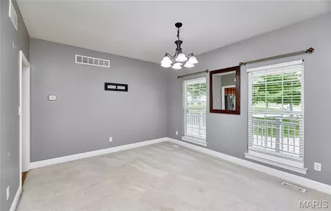Living - 409 Westridge Dr, Troy, MO 63379 photo 2 of 7